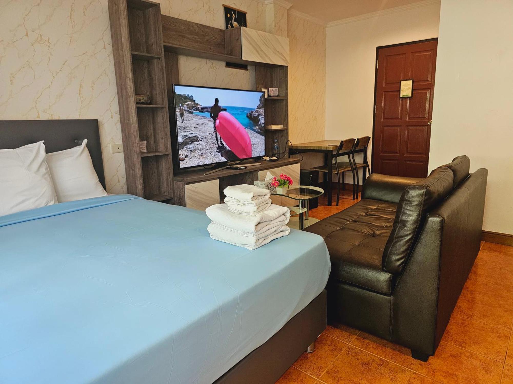 Patong Central Residence & Apartment Quarto foto