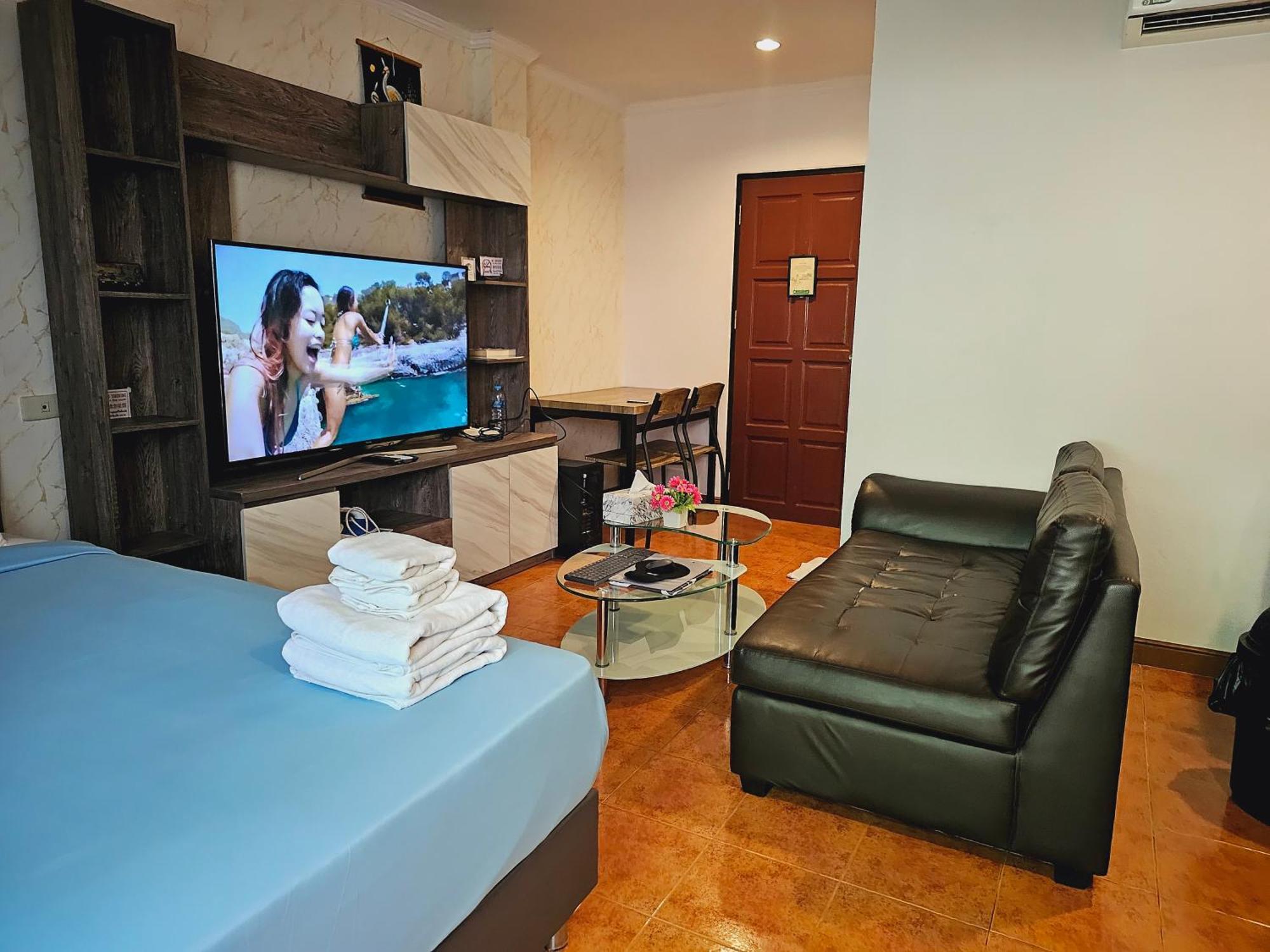 Patong Central Residence & Apartment Quarto foto