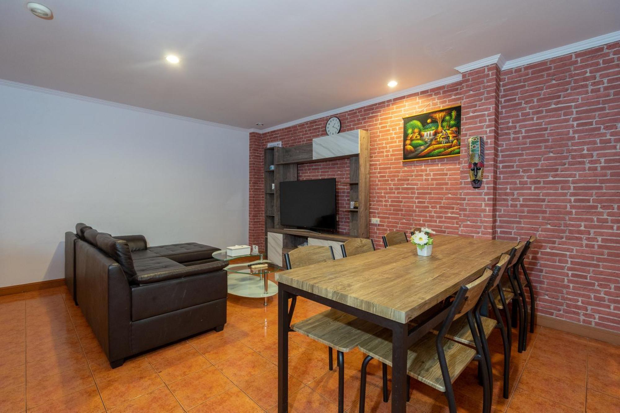 Patong Central Residence & Apartment Quarto foto